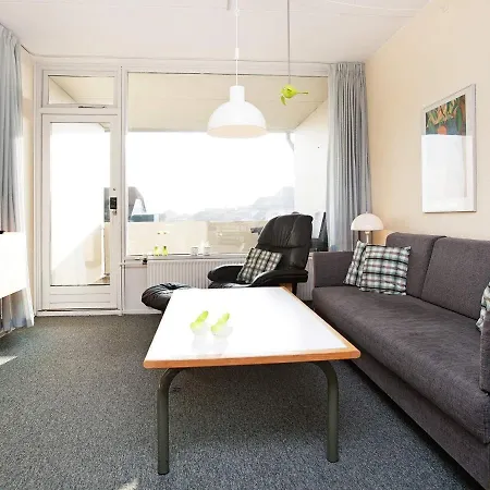 Apartment Vi *